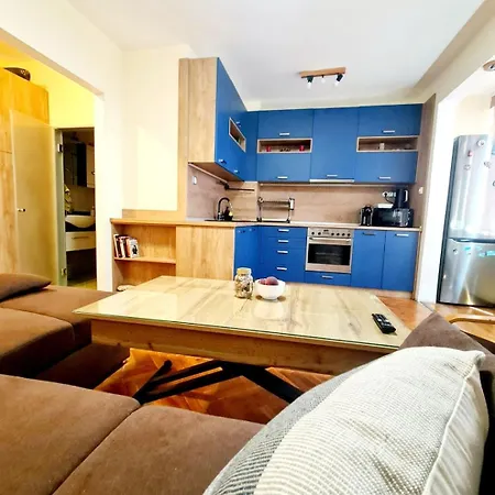 Seaview Escape - 1br Next To Sea Garden