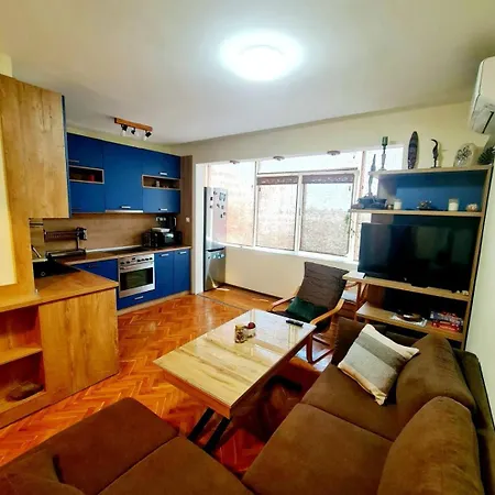 Seaview Escape - 1br Next To Sea Garden Várna