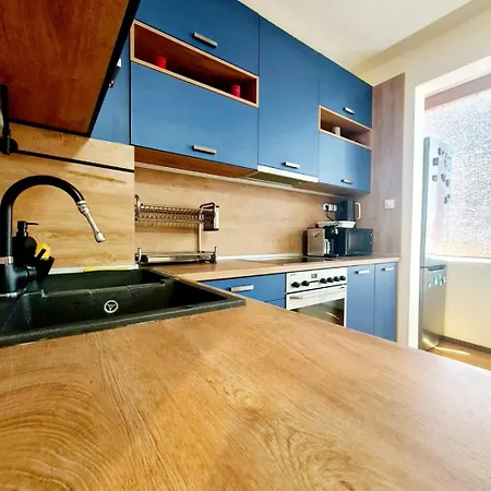 Seaview Escape - 1br Next To Sea Garden * Várna