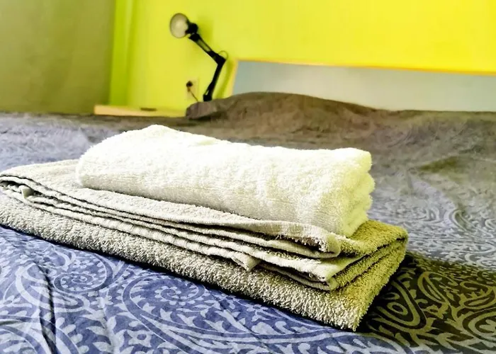 Sea Garden 1br - 5 Minutes To * فارنا